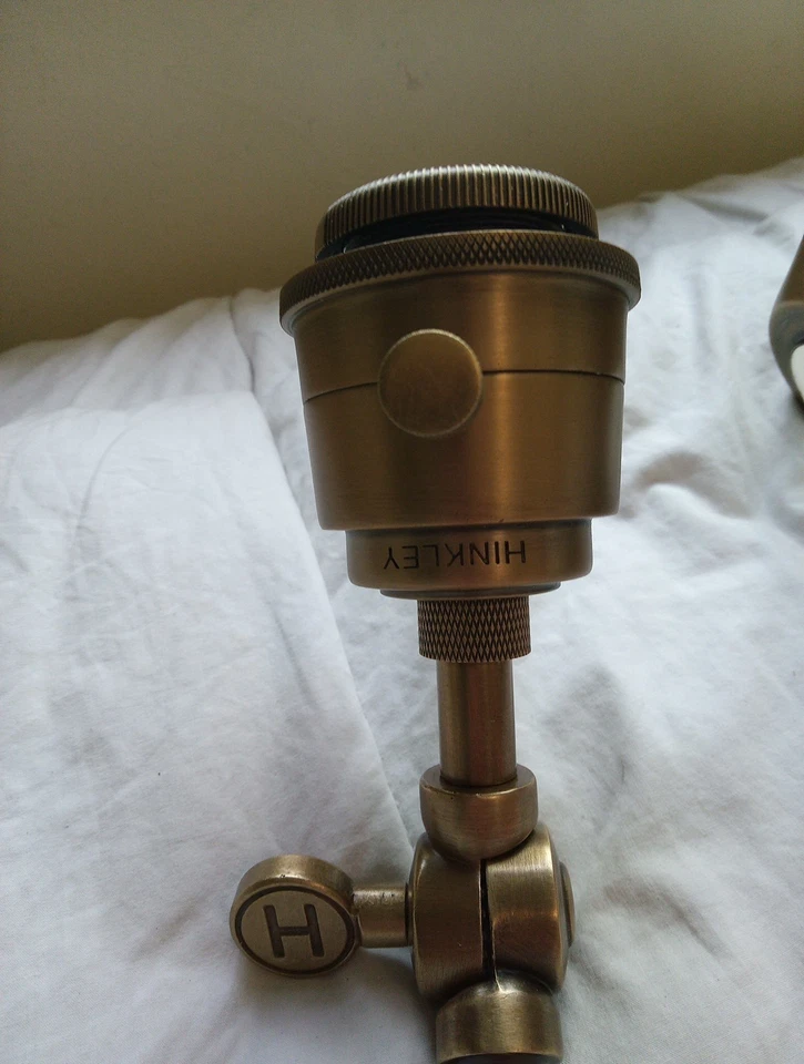 Aplique de luz Hinkley Lighting 25* Arti, colección Heritage Brass - 3692HB nuevo Foto 3 de 4