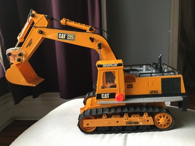excavator remote control cat