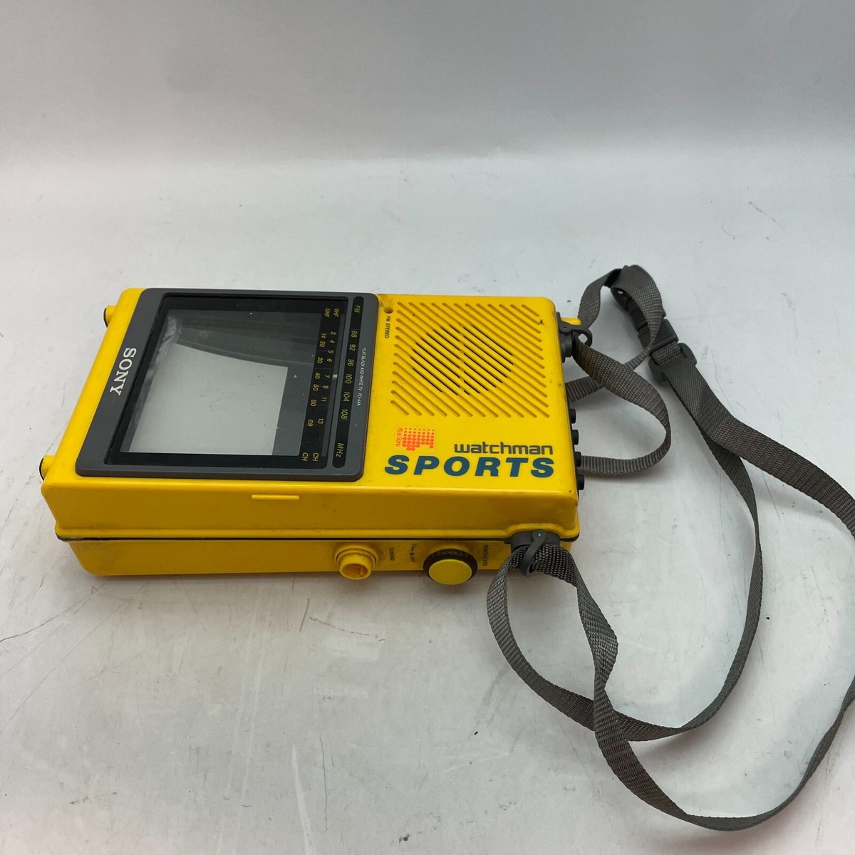 Sony Watchman Sports Edition FOR PARTS ONLY NON FUNCTIONING