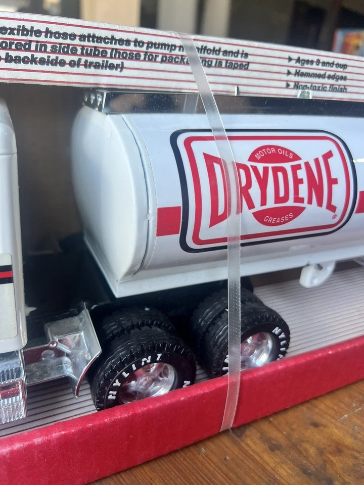 c1990 Nylint 18-Wheeler Drydene Lubes Trans Tanker Semi Truck w/ Box NOS - Image 3 of 4