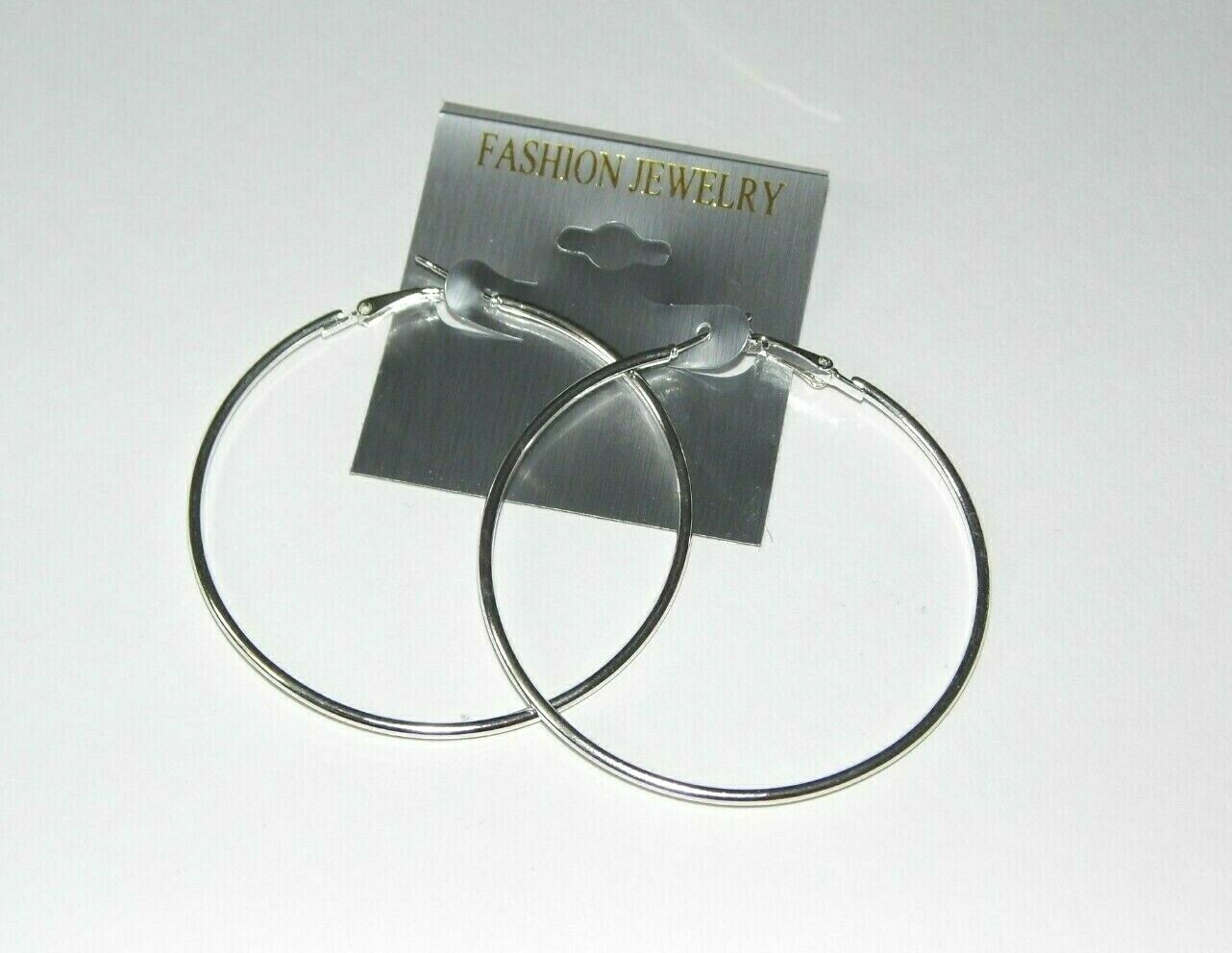 Hoop Earrings; Brand New Silver Fashion Jewelry Earrings-image