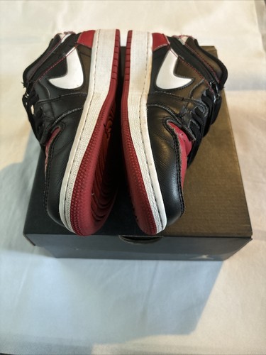AIR JORDAN 1 LOW FLYEASE (GS) UK 4 EU 36.5 / 4.5Y - Picture 10 of 13