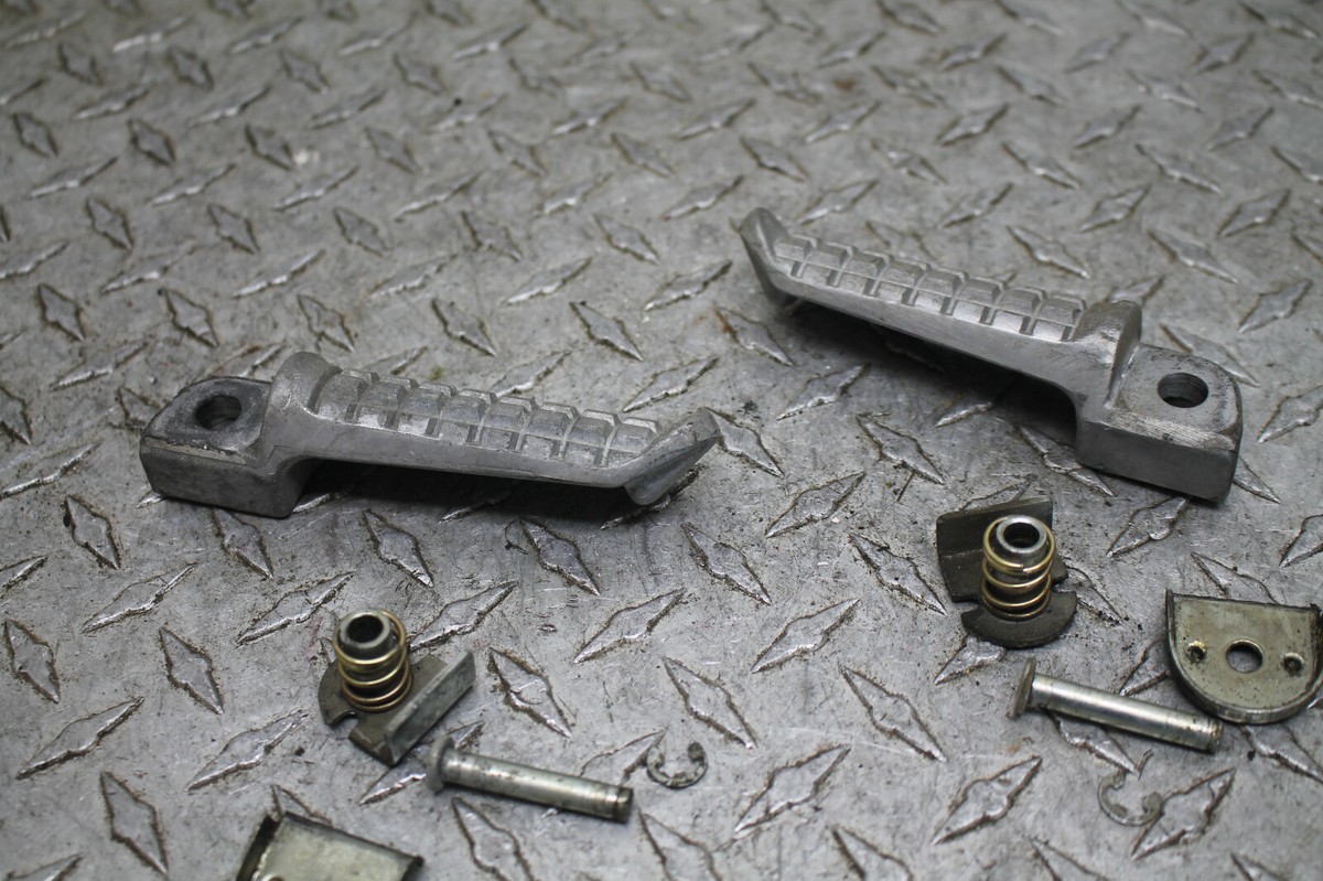 1990 Kawasaki Ninja ZX6 ZX600D Passenger Foot Pegs rest | eBay