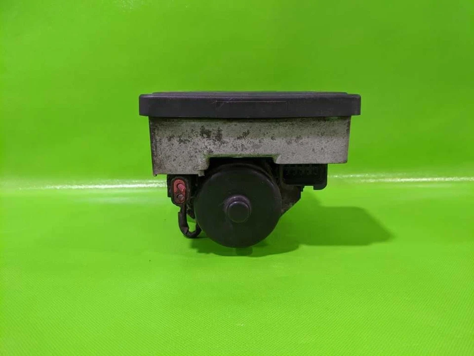 98-00 TAHOE ABS ANTI LOCK BRAKE SYSTEM ASSEMBLY W/VACUUM BOOSTER OEM 4114-5 - Image 3 of 4