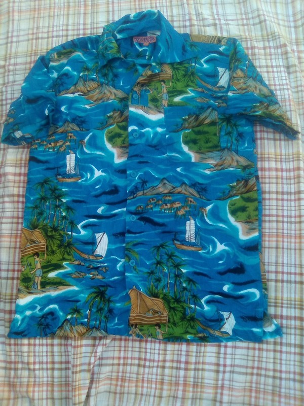 Vintage Waves Men's Medium Blue Native Islanders Print Hawaiian Shirt