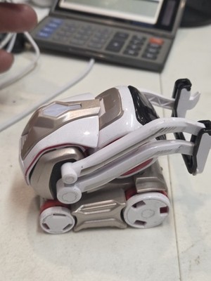 Anki Cozmo Robot ONLY Cosmo 300-00046 Robot Incomplete Untested @