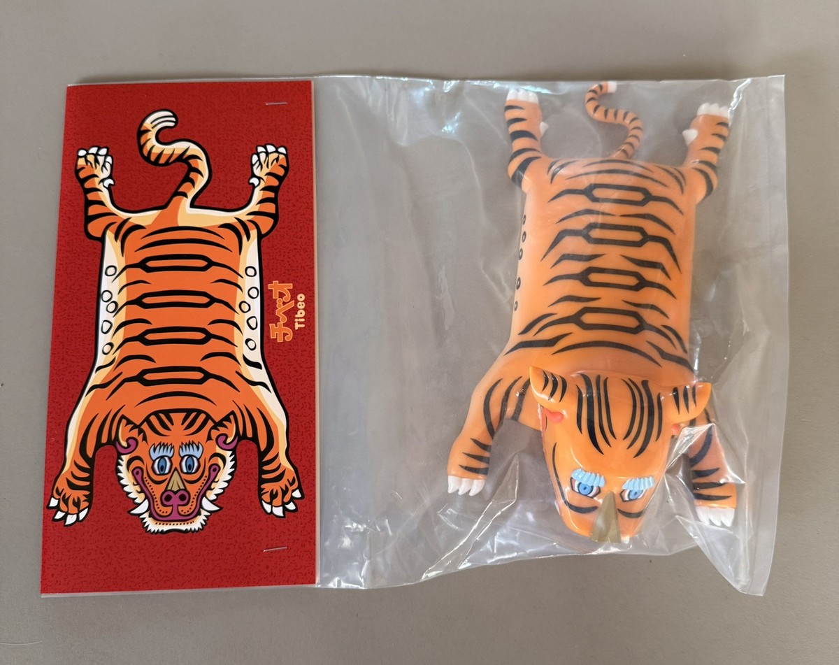 HEADLOCKSTUDIO Tibeo White Ver. ヘッドロックスタジオ チベオ ソフビ