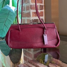 GUCCI Red Leather Vintage Frame Shoulder Bag