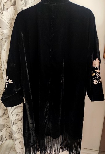 River Island Womens Black velvet embroidered kimono Size 10 - Picture 5 of 7