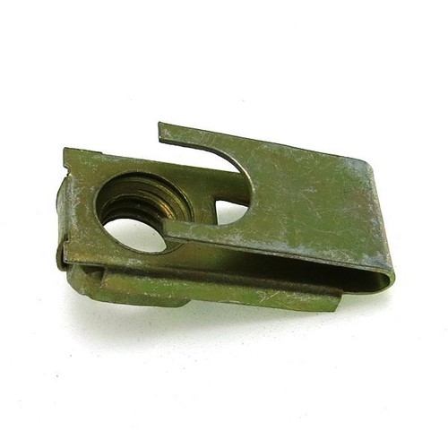 25 J Type Cage Nut 5mm Screw Size Zinc & Yellow Plated Metal Clip 24