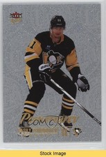 2024-25 Upper Deck Fleer Ultra Medallions Vasily Ponomarev #M-18 READ l3q