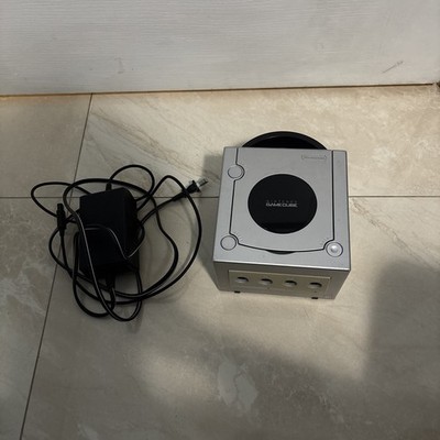 Nintendo GameCube Platinum Silver Console W/ Power