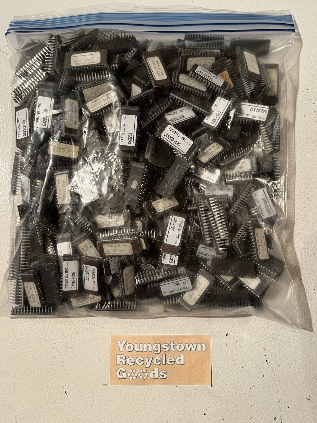 SCRAP CERAMIC IC CHIPS EPROMS FOR PRECIOUS METALS RECOVERY 5 POUND LOTS