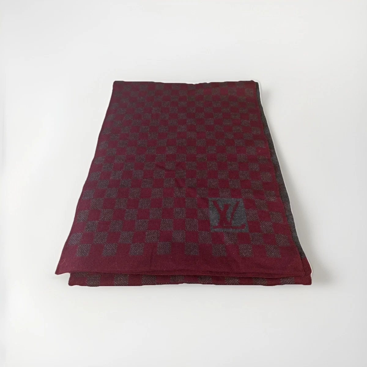 LOUIS VUITTON ハンカチーフ　ワインレッド　メンズ Louis Vuitton Red Scarves for Men for sale | eBay