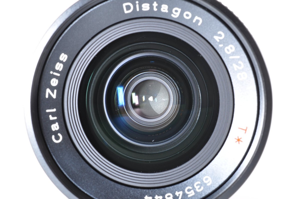 Contax Carl Zeiss T* Distagon 28mm f/2.8 AEJ Near Mint From