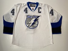 Reebok Tampa Bay Lightning Lecavalier #4 Captain Jersey Made in Canada Size 52