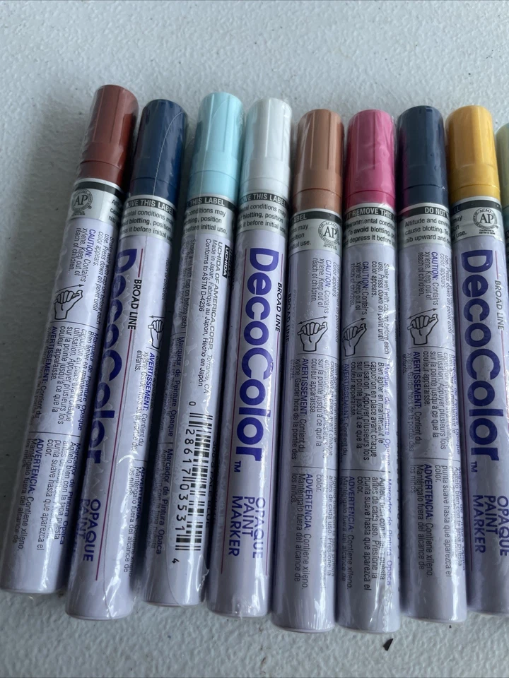 DecoColor 300 S Opaque Paint Marker Lot 9 New 7 Used - Image 3 of 4
