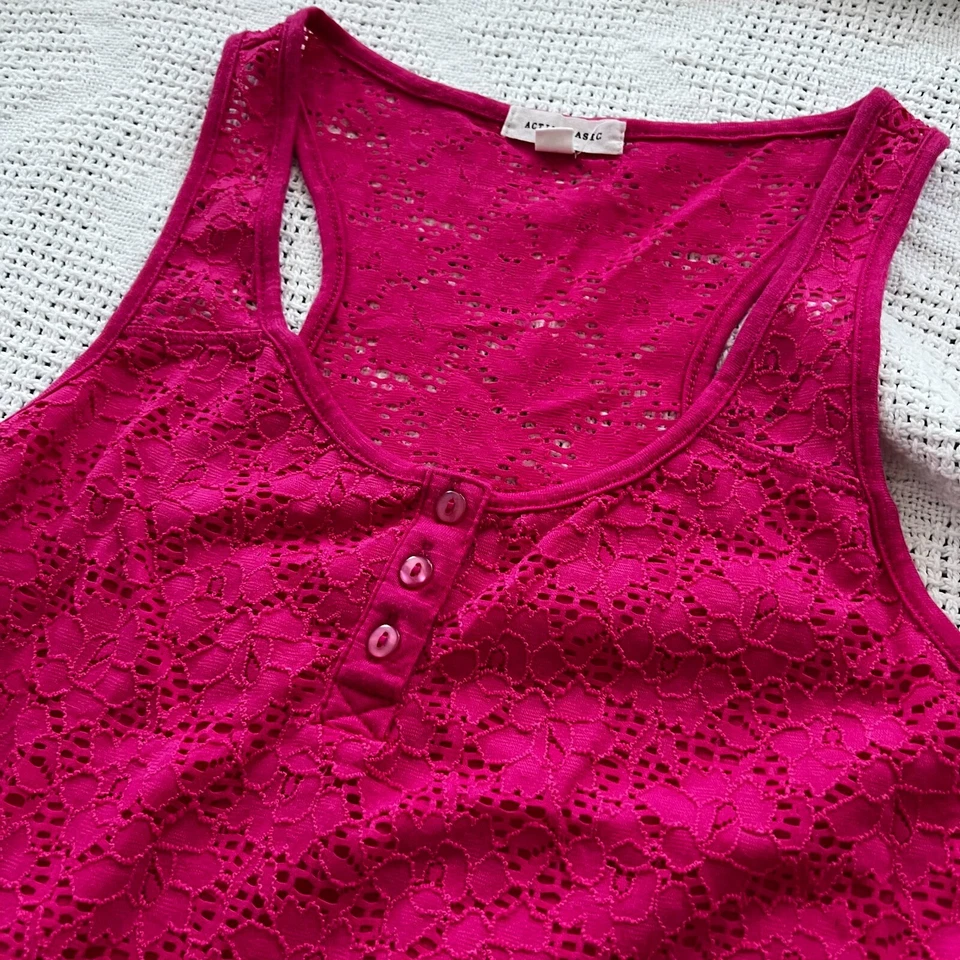 Active Basic Womens Red Burgundy Wine Lace Sleeveless Tank Top Shirts Size S - Image 2 of 4