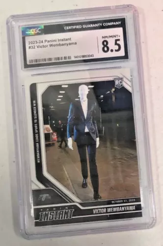 | VICTOR WEMBANYAMA 2023 PANINI INSTANT #32 CGC 8.5 |