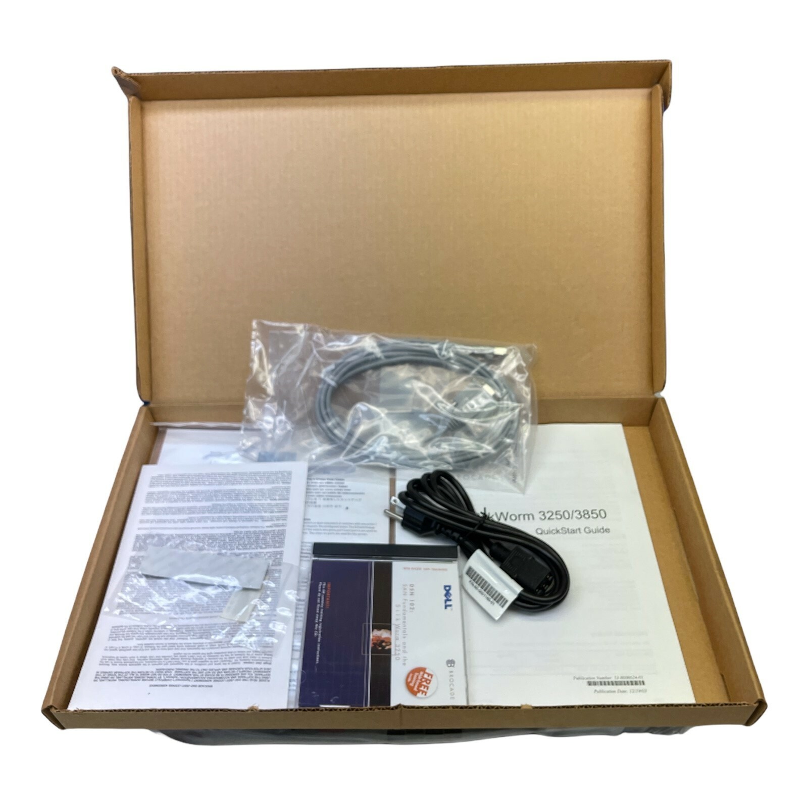 BROCADE SILKWORM 3250 8-PORT FIBRE CHANNEL SWITCH NEW/UNUSED SURPLUS