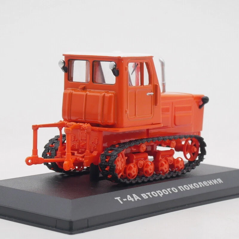 1:43 IXO ATZ T-4A Crawler Tractor Farm Vehicle Construct Machines Diecast Model - Image 4 of 4