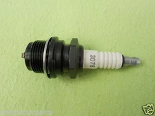 IHC McCORMICK DEERING AUTOLITE SPARK PLUG 3076 F12 F14 F20 F30 10-20 15-30 W12
