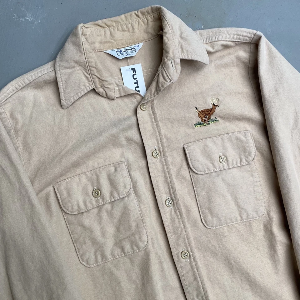 Camisa pesada Five Brother de la década de 1990 hecha en EE. UU. Deer Tan Foto 2 de 4