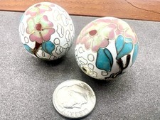 2 Pcs Vintage Cloisonn  25mm White Floral Beads Artisan Jewelry Making Lot NOS