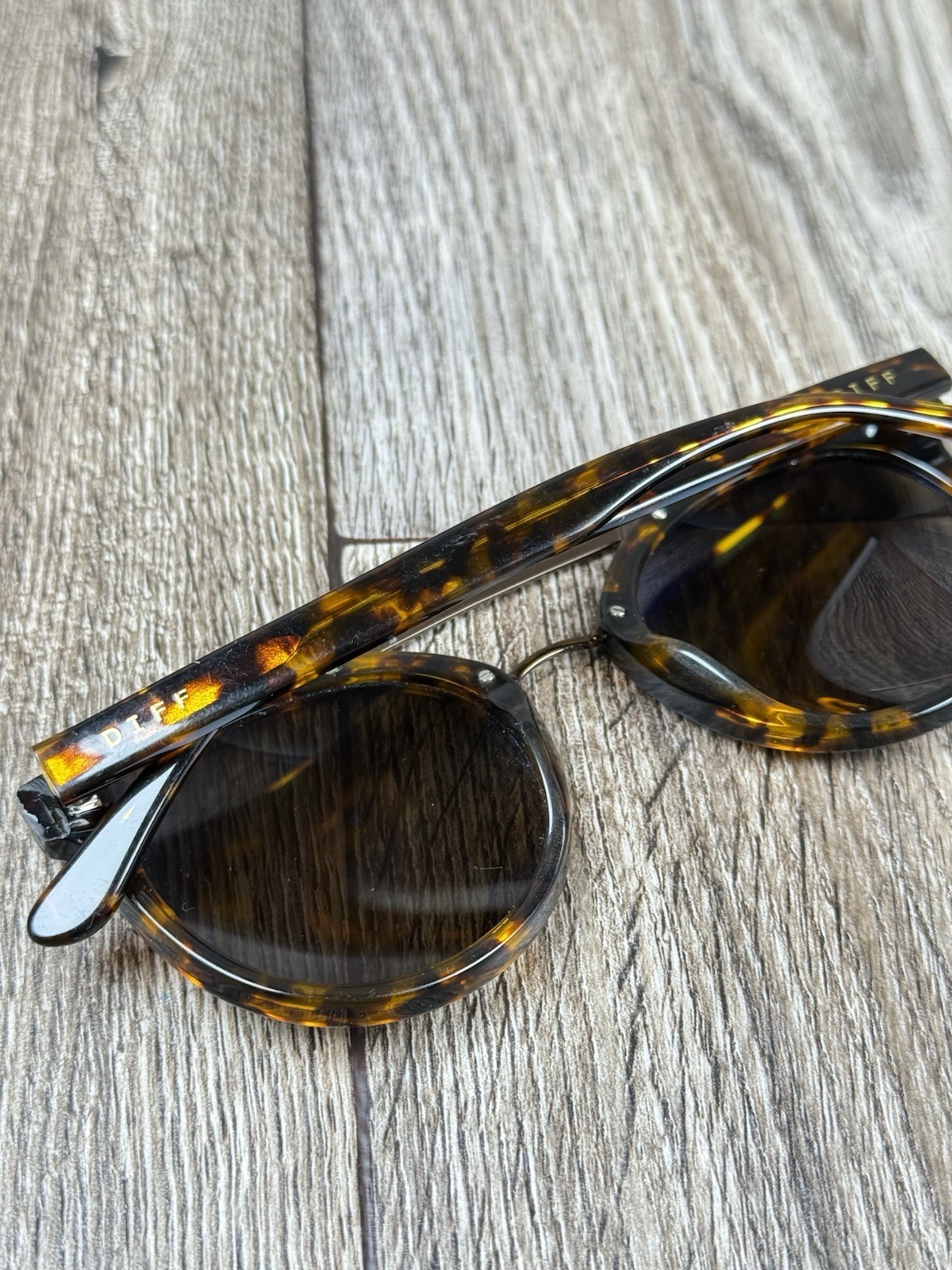 DIFF "Astro" Brown Tortoise Frames Blue Lenses Su… - image 9