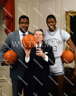 EH278 Patrick Ewing John Thompson Ronald Reagan 8x10 11x14 16x20 Photo