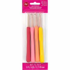 Boye Crochet Hook Set FOUR ALUMINUM HOOKS Bright And Fun