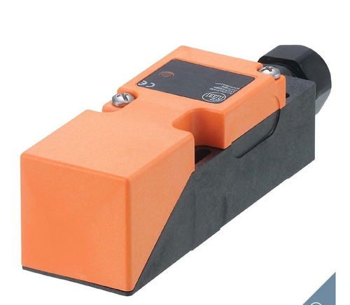 iFm electronic IM5020 Inductive Sensor - Picture 2 of 6