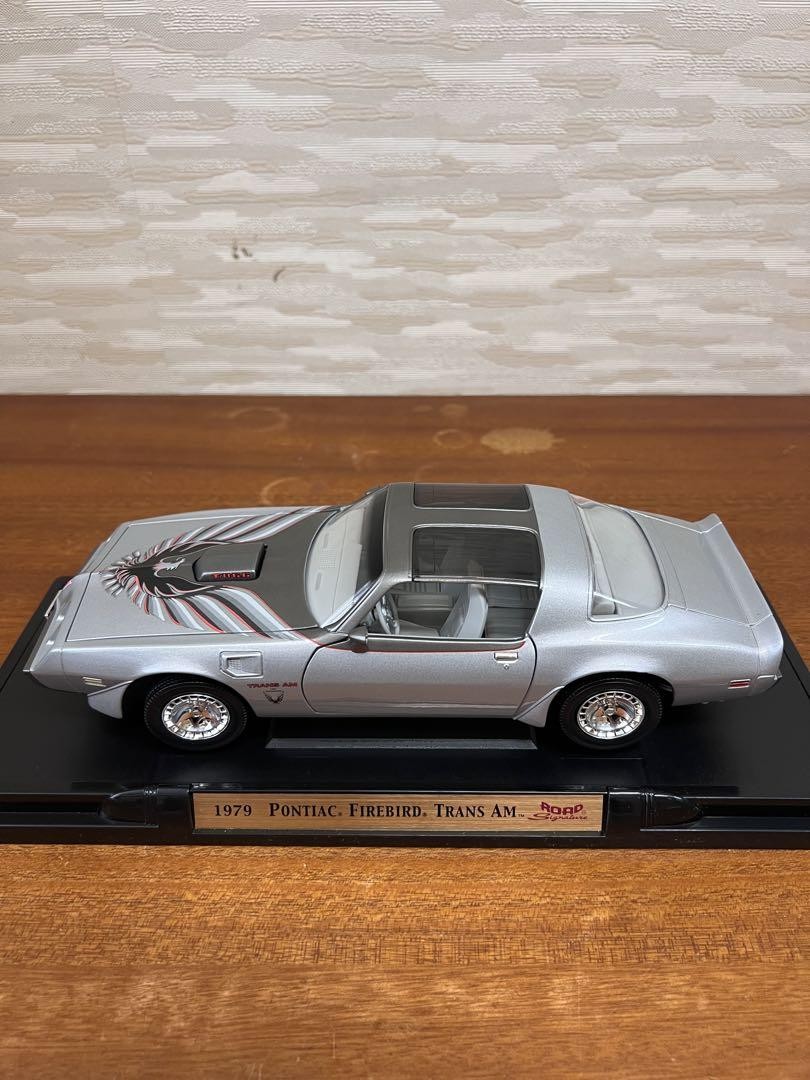 No297 ミニカー1/18 PONTIAC FIREBIRD TRANS AM 輝く高品質な