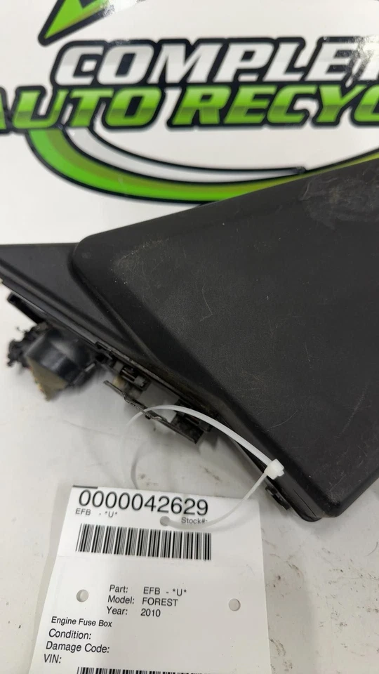 Subaru Forester 2010 caja de fusibles motor caja de fusibles Foto 3 de 4
