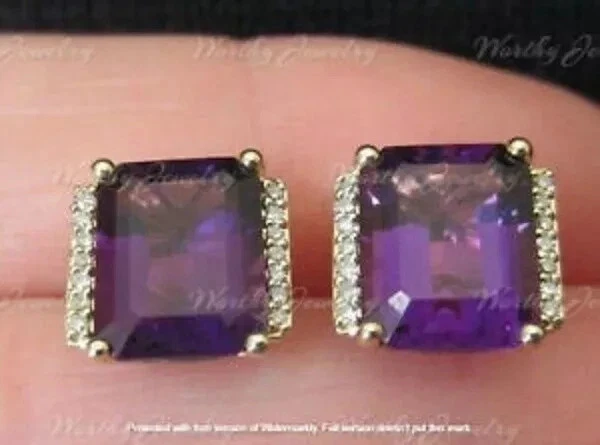 Серьги-гвоздики из белого золота 14 карат с аметистом и бриллиантами огранки изумруд 4 карата - Изображение 3 из 4