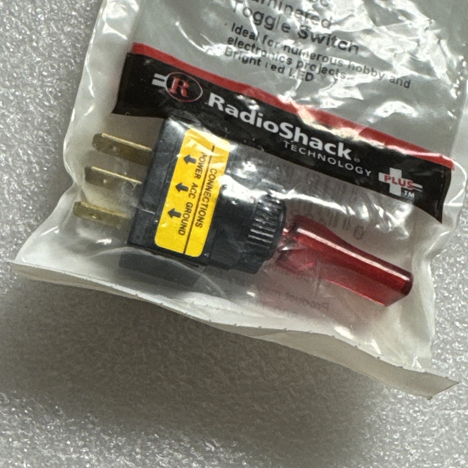 Radio Shack Illuminated Toggle Switch 20A 12VDC Red, 275-0010. New! Foto 3 de 4