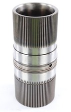 New X228170 Twin Disc Sleeve IHC # 944429C91