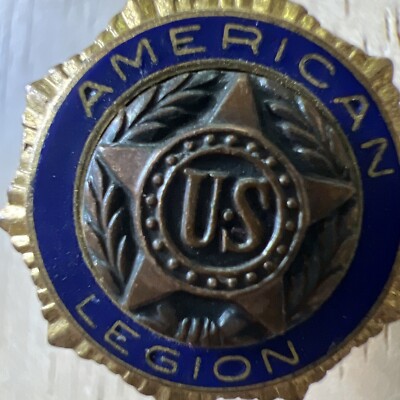 Vintage US American Legion Screwback