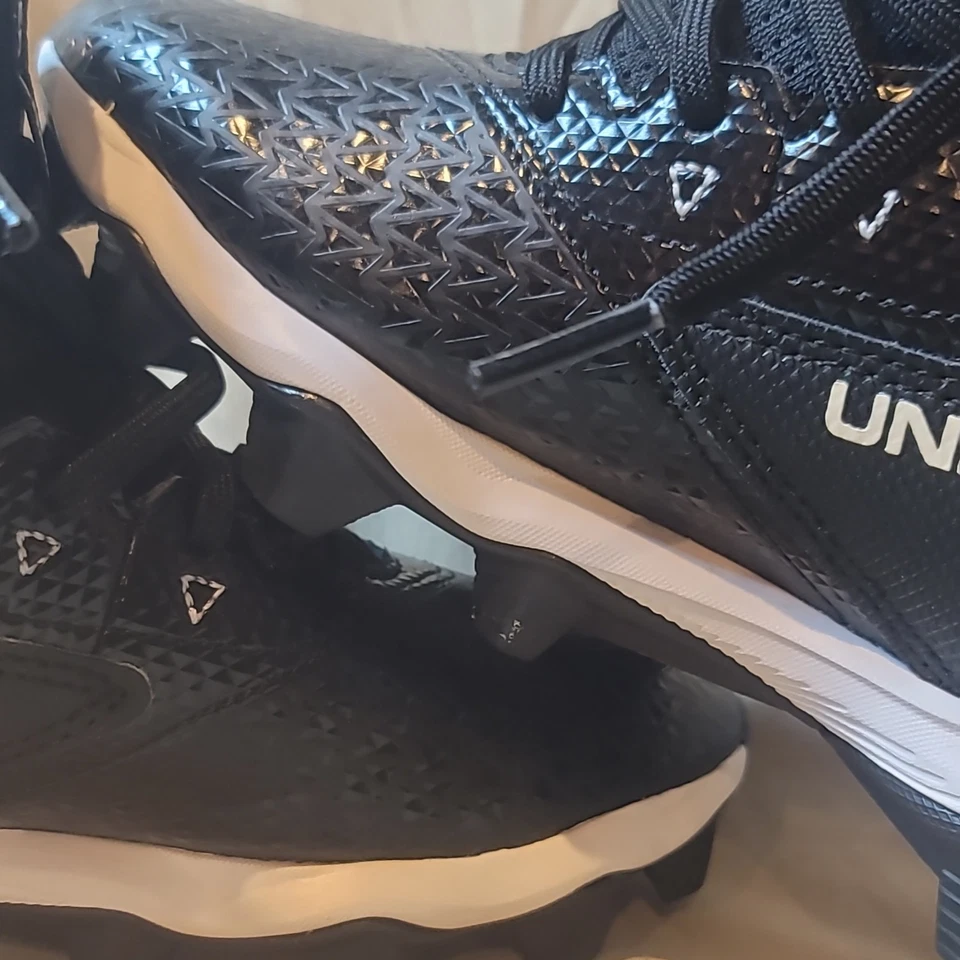 Under Armour Football Cleats UA Hammer Mid Shoes EUC  3.5Y - Image 3 of 4