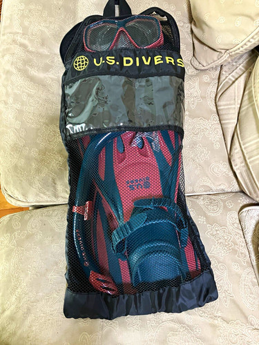 4-in-1 Snorkel Set with Mask, Fins, Tube, and Vest
