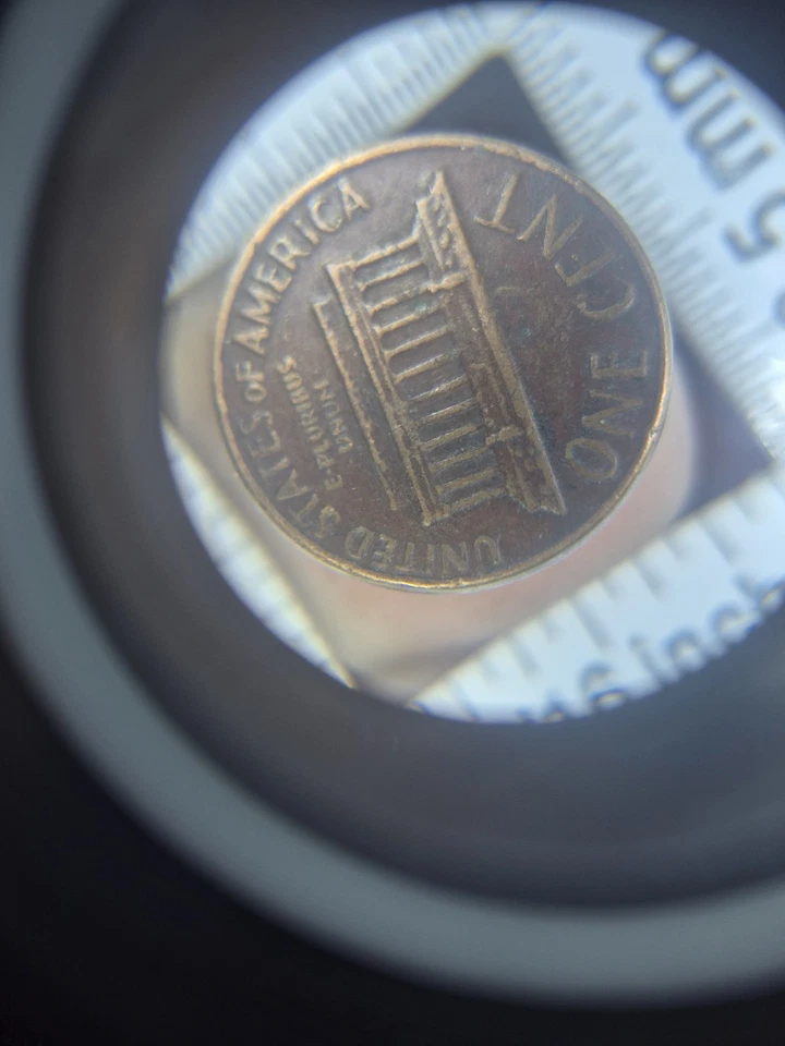 1969 D No FG & Floating Roof Error. Lincoln Memorial Penny Coin. #1 - Image 4 of 4