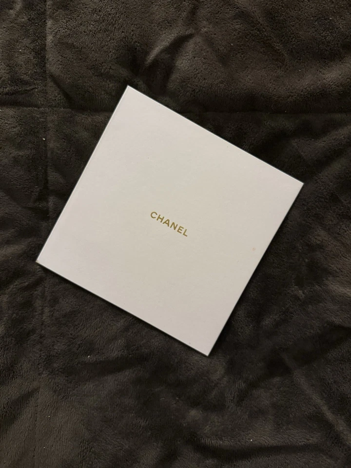 Chanel Fashion Wishing Card, Set: card & envelope. authentic , limited ... - Image 3 of 3