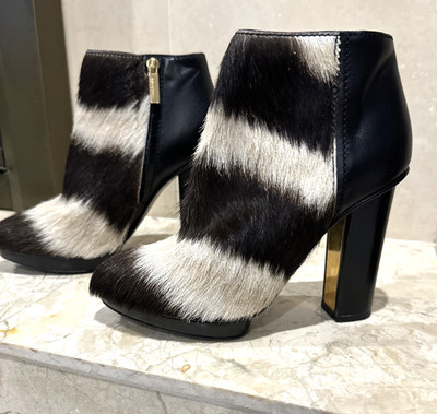 Devi Kroell Pony Hair Fur Ankle Boots US 6 Booties EU36.5 Animal Zebra Platform