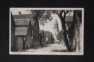 ALTE ANSICHTSKARTE Pfungstadt – Seeheimerstraße mit Kirche