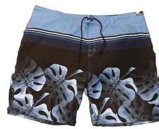 NWT Mens Swim Trunks Size 4XB Navy/Light Blue Design. Back Zip Pkt 69