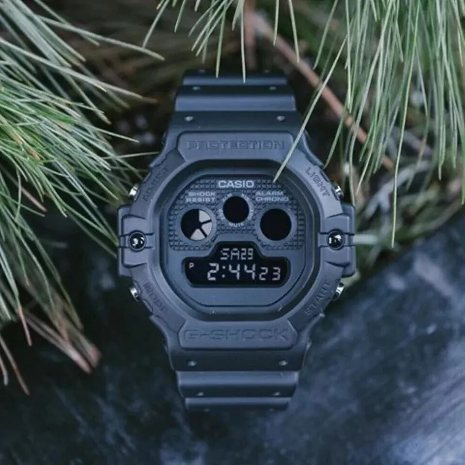 時計 CASIO G-SHOCK DW-5900BB-1JF Casio G-SHOCK DW-5900BB-1JF | Sakurawatches.com
