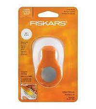 Fiskars Medium Lever Punch - 1" Circle