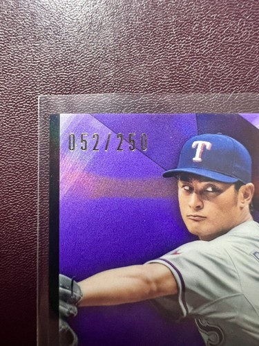 2015 Topps Finest #29 Yu Darvish Purple Refractor /250 Texas Rangers - Picture 2 of 3