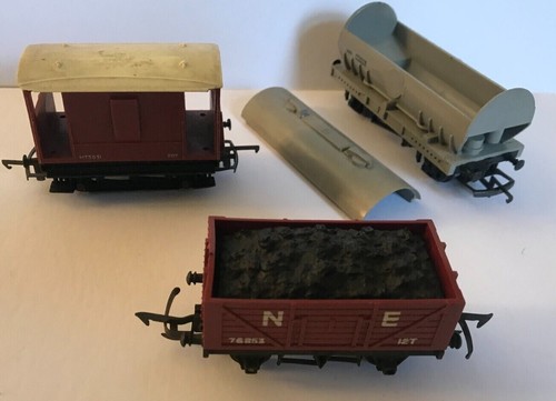 3 TRIANGWAGEN ZEMENTTANKWAGEN, M773031 20T BREMSWAGEN R10/13 NE 76853 & KOHLELADUNG | Zustand: Used