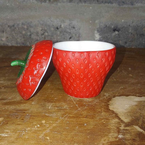 Hazel Atlas Strawberry Jam Jar Bowl Platonite Milk Glass with Lid - Picture 6 of 12
